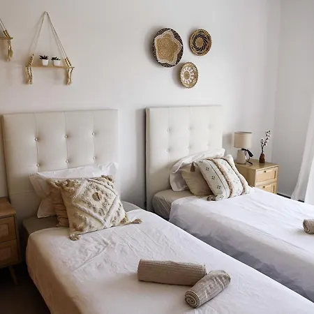 Sunset Peniche Surfcamp Ferrel (Leiria)