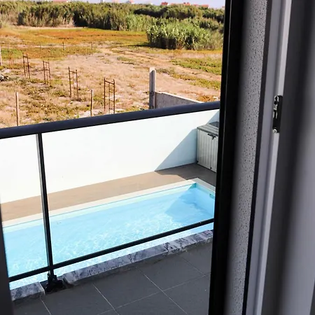 Sunset Peniche Surfcamp * Ferrel (Leiria)