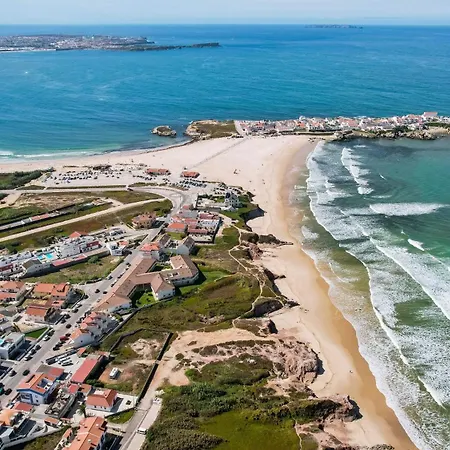 Sunset Peniche Surfcamp