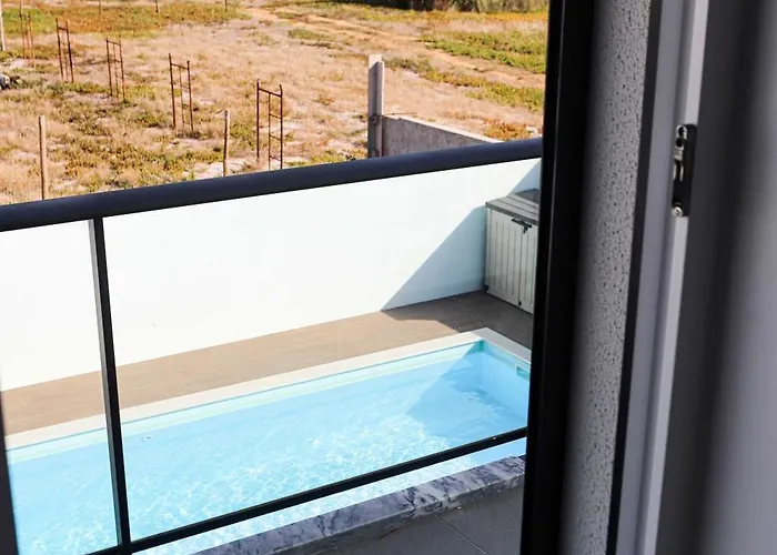 Sunset Peniche Surfcamp * Ferrel (Leiria)